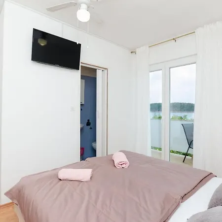 And Bianca Apartment *