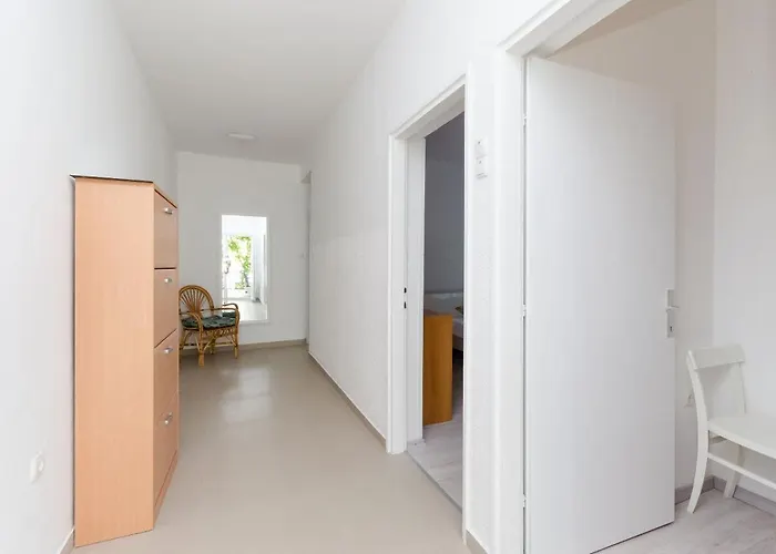 Apartament And Bianca