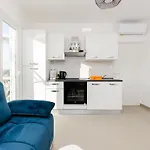 And Bianca Apartament Barbat na Rabu