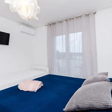 And Bianca Apartment