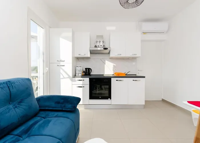 And Bianca Apartment Barbat na Rabu