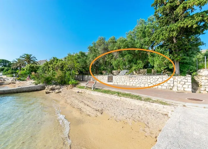 And Bianca Apartment *